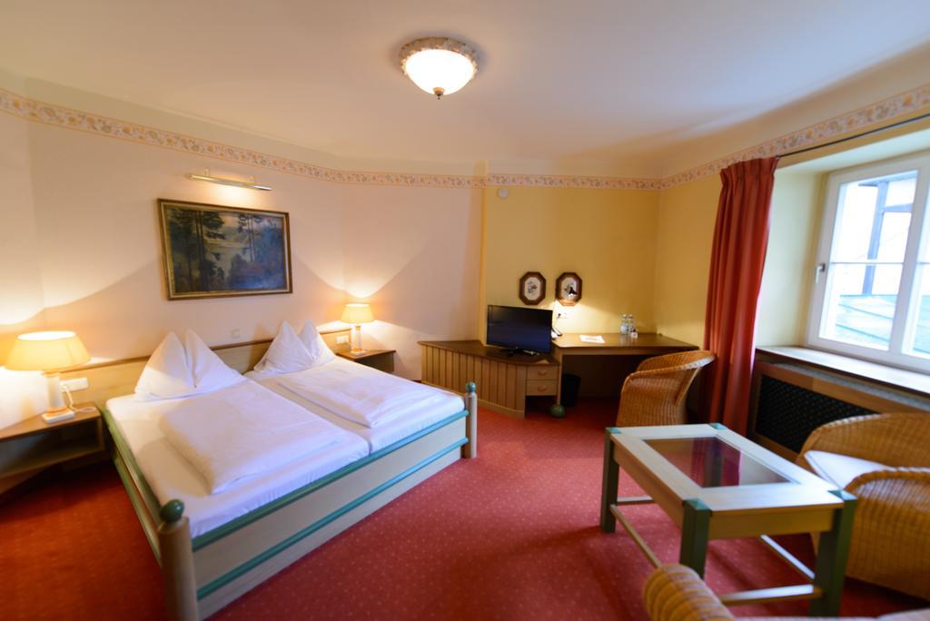 Gasthof Hotel Zweimueller Grieskirchen Room photo